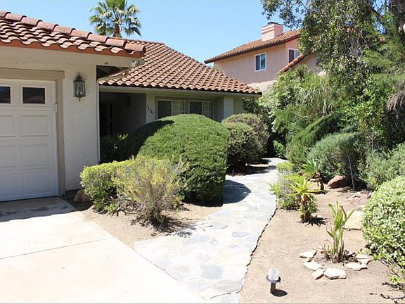 2nd image of 11781 Calle Albara