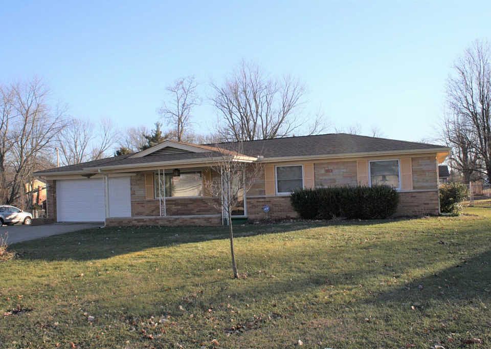 1st image of 703 Wilfert Dr