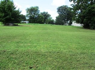205 S Main St, Pleasant Hope, MO 65725