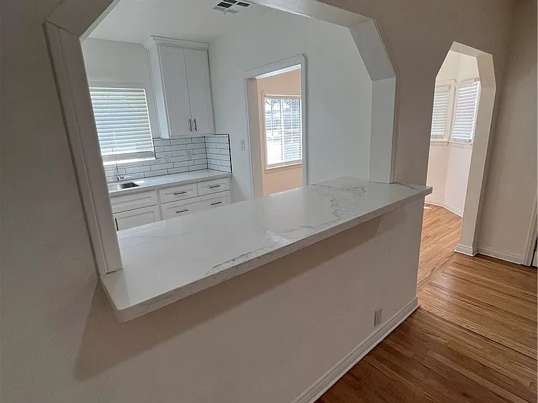 9441 Beverly St — Photo 30
