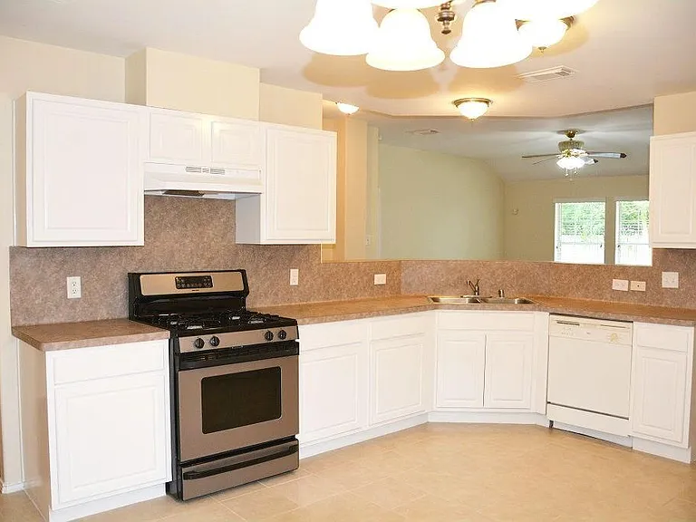 10011 NW Park Place Dr — Photo 11