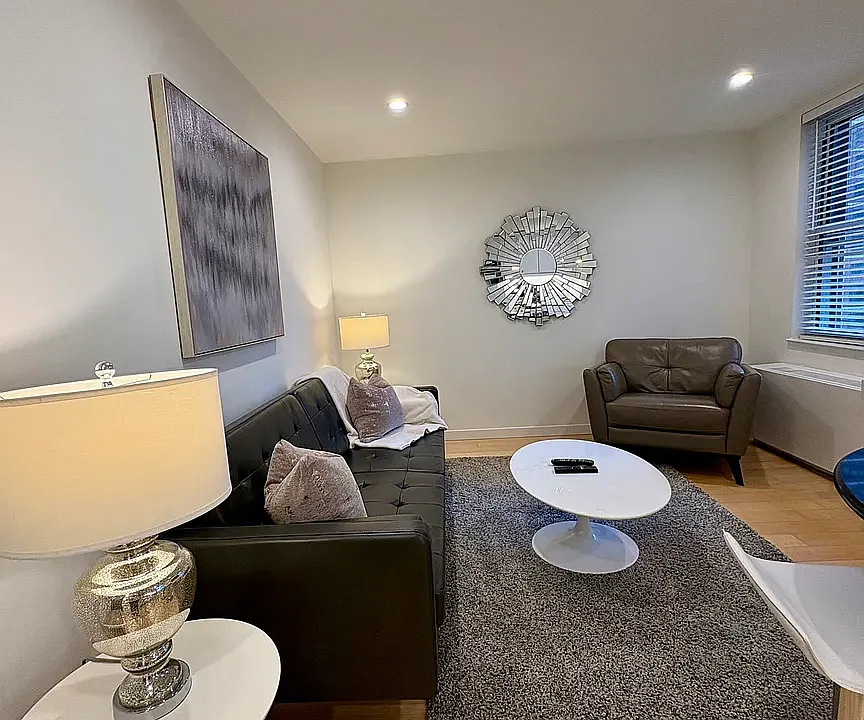 150 W 51st St #920