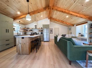 15 Abenaki Ave, Center Conway, NH 03813