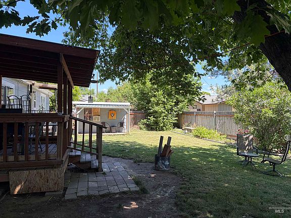 5th image of 1331 Vista Dr