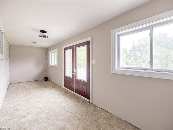 5th image of 5058 Jones Baseline