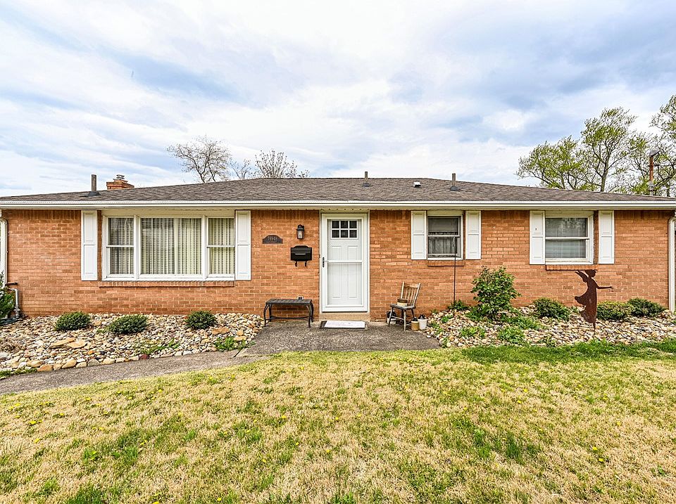 1st image of 79948 Grandview Ave