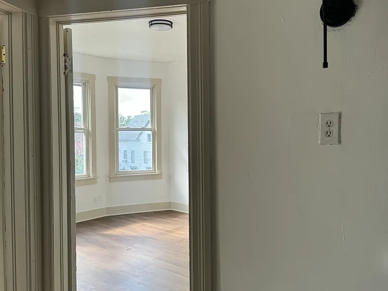 3994 Townsend St — Photo 14