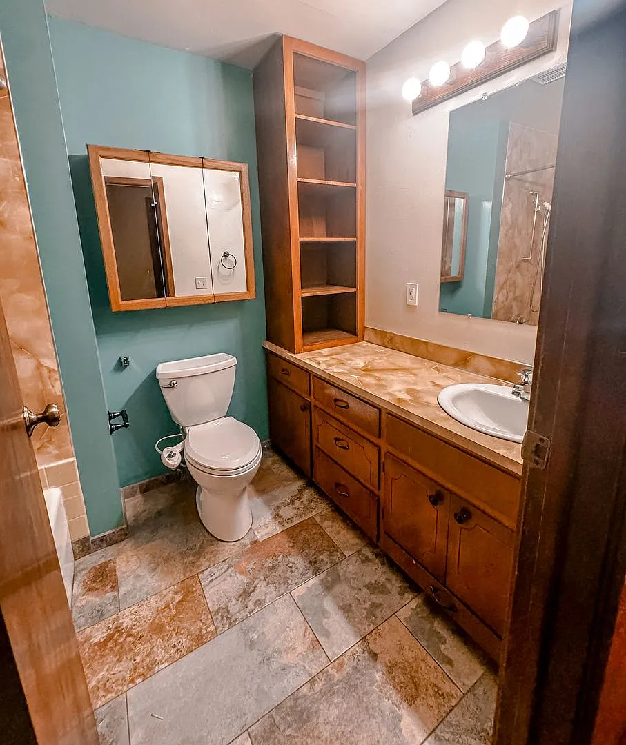 Peaceful Country Living on Over 3 Acres in South Eugene! — Photo 3