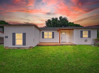 300 Little School Rd, Kennedale, TX 76060