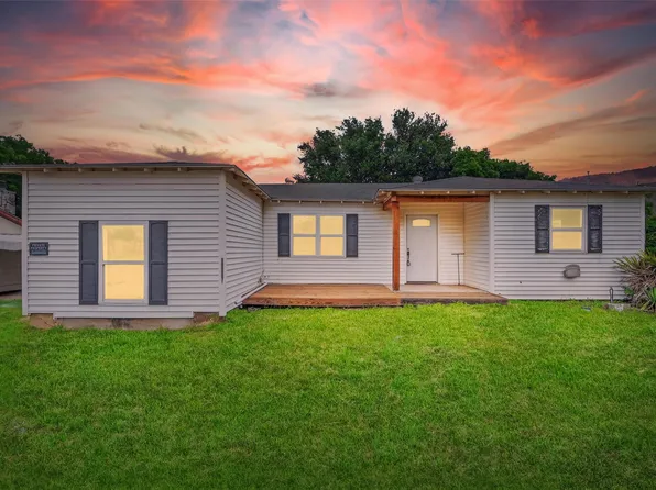 300 Little School Rd, Kennedale, TX 76060