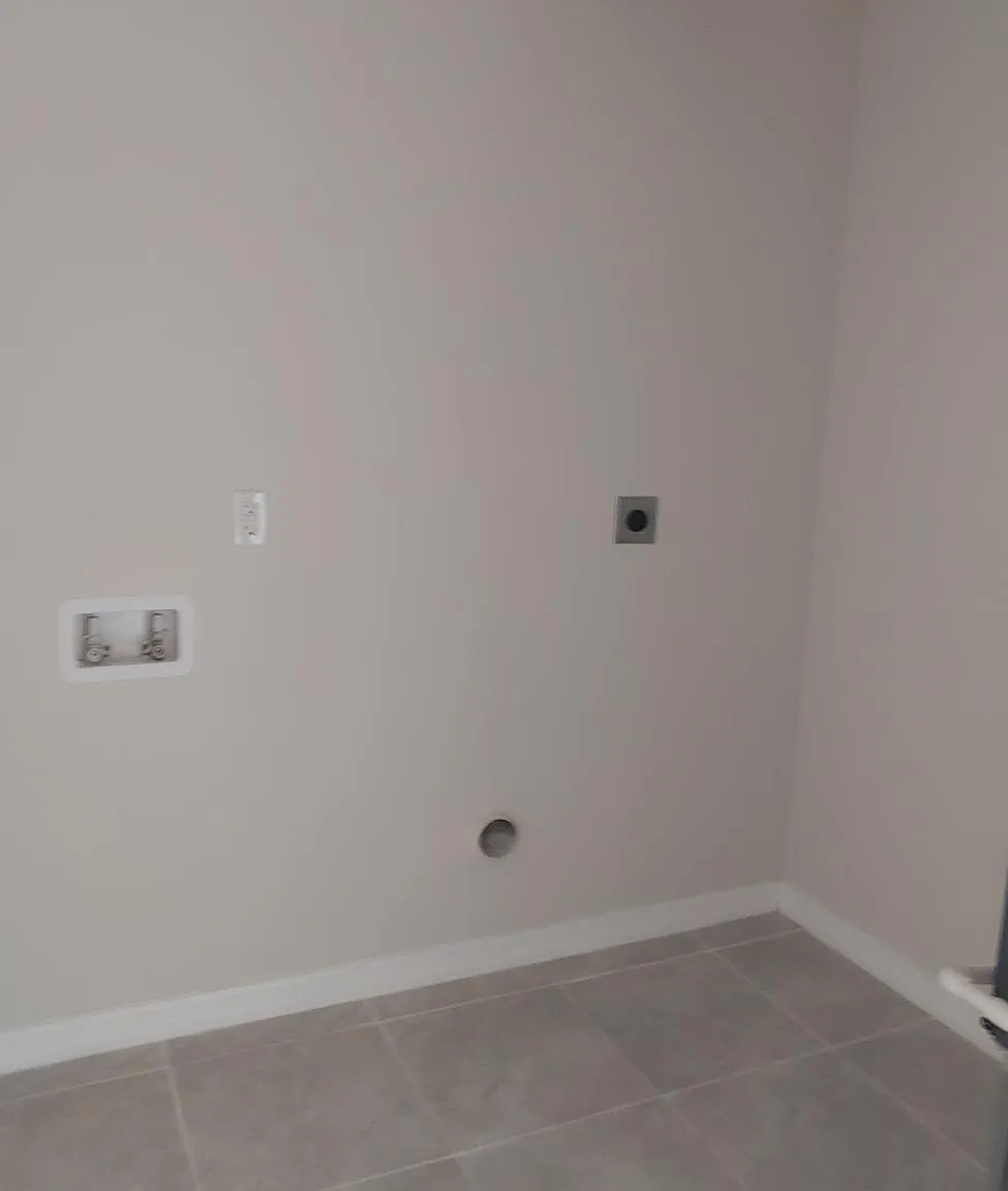 2 bed, 1080 sqft, $1,295 — Photo 4