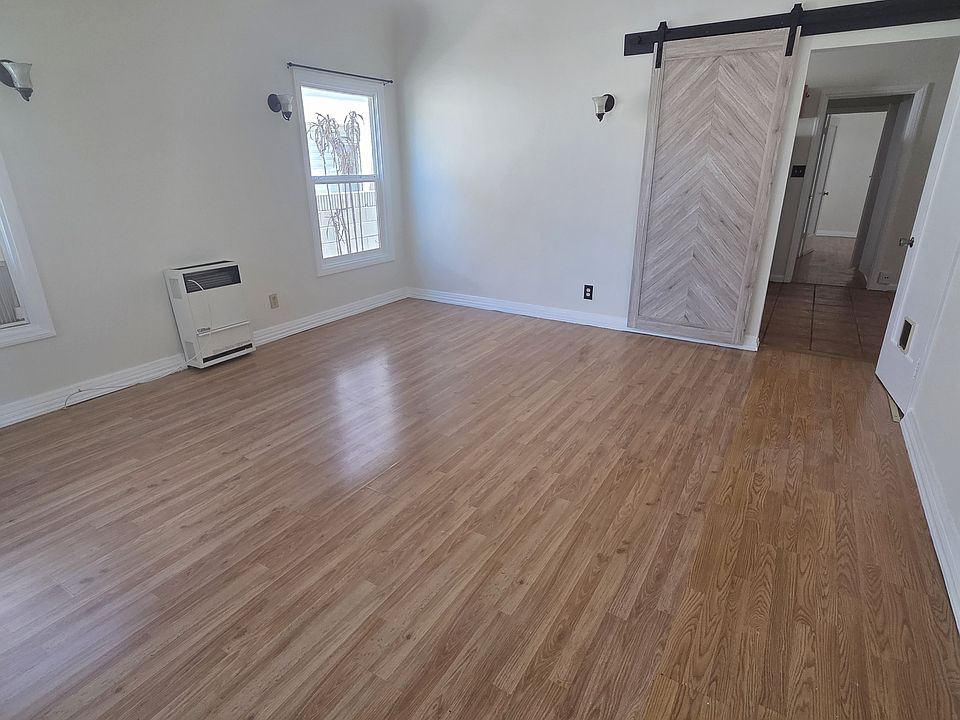 1st image of 608 N Sycamore Ave #608
