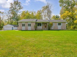 478 S Bartlett Rd, Saint Clair, MI 48079
