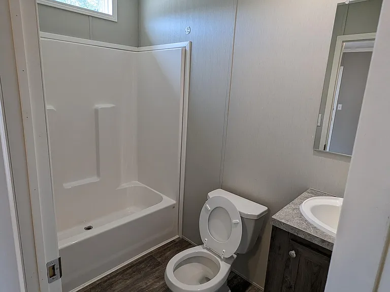154 Callaway Ln — Photo 49