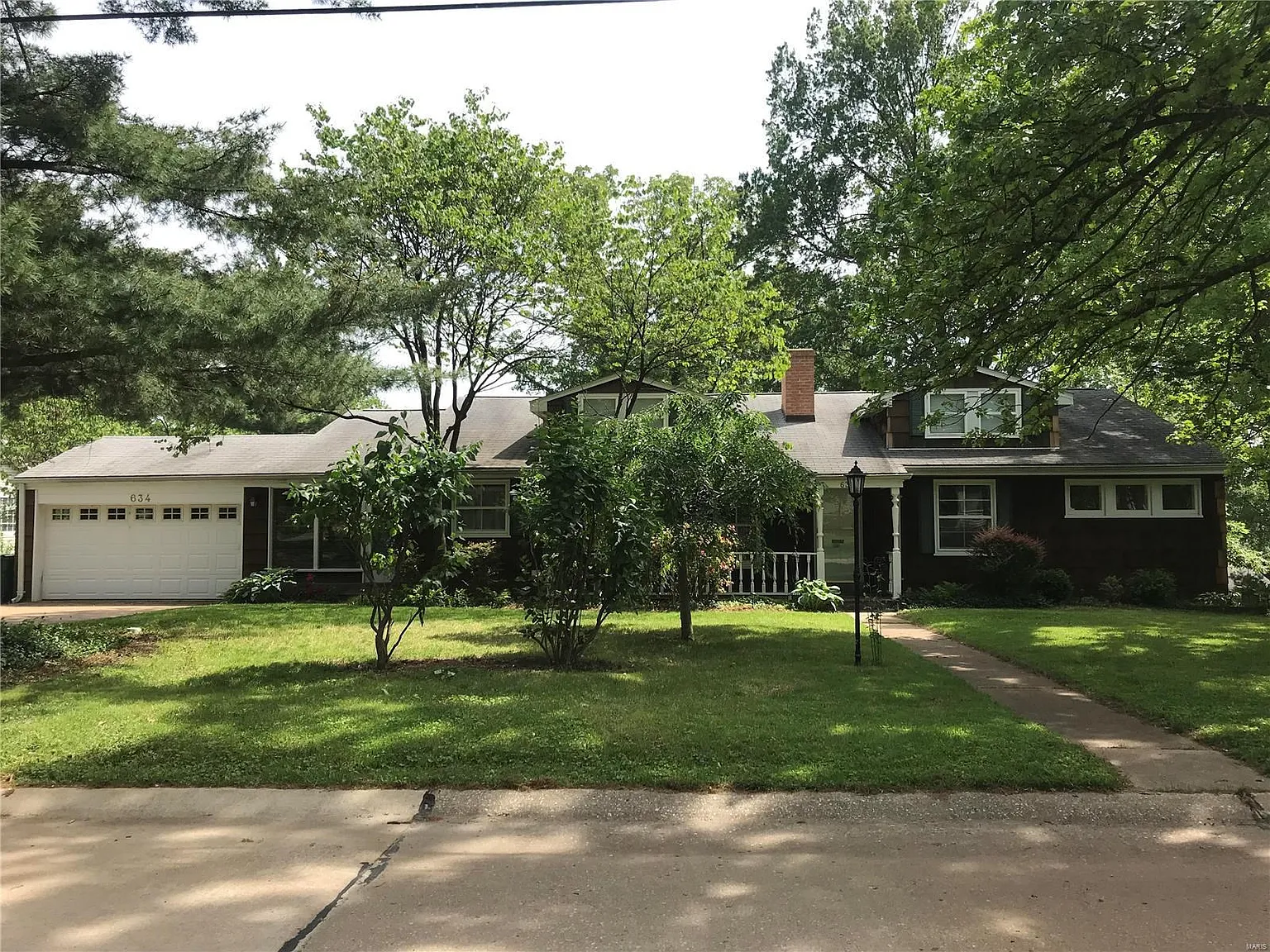634 Lee Ave photo 1