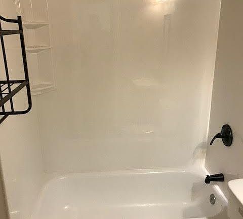 upstairs full bathroom