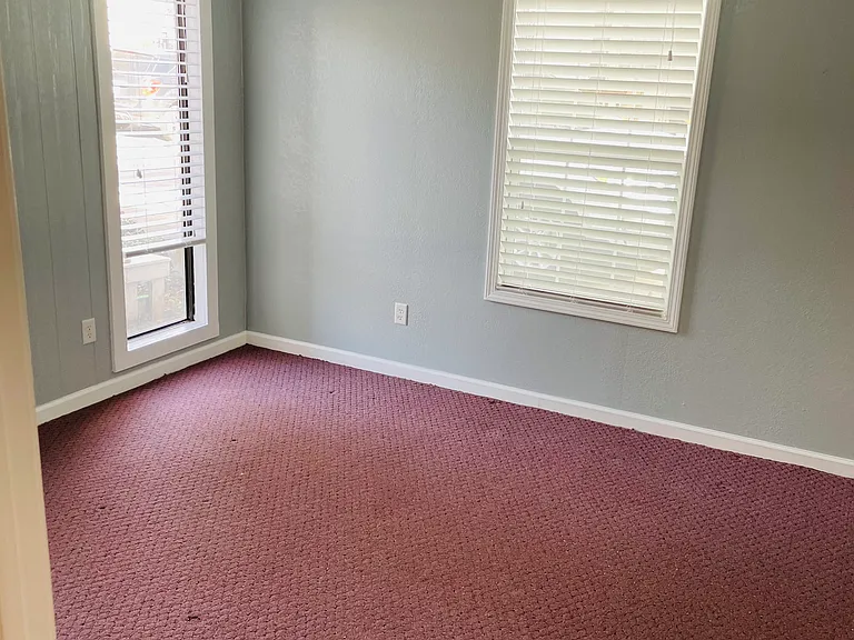 306 S Davis St — Photo 19