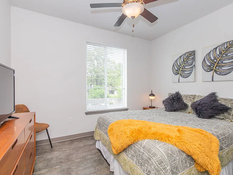 Trails Bend 2 Bedroom 2 Bath Furnished Bedroom