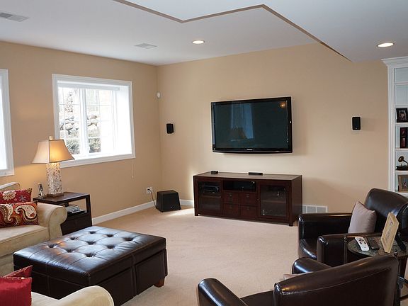 5th image of 4812 Torrey Pine Dr #27