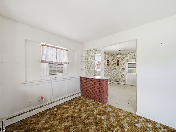 5th image of 49 Heather Hills Dr