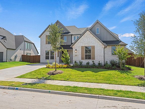 3rd image of 3223 Fisher Rd