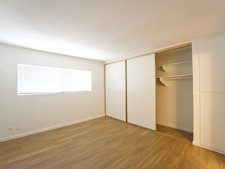 317 N 4th St #110 — Photo 12