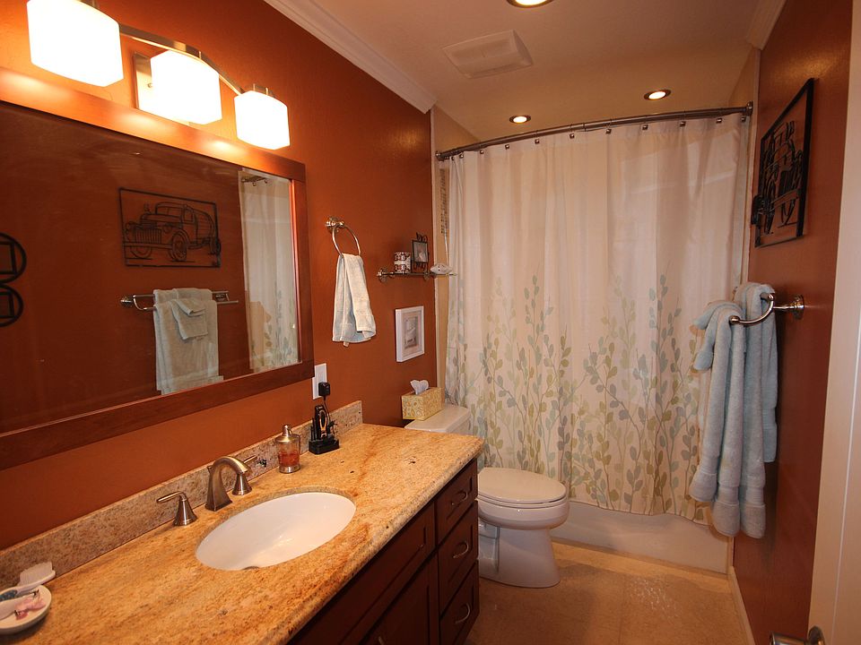 1st image of 1646 Town Club Dr