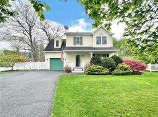 9 Selena Ct, Walden, NY 12586