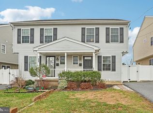 270 Davis Ave, Clifton Heights, PA 19018