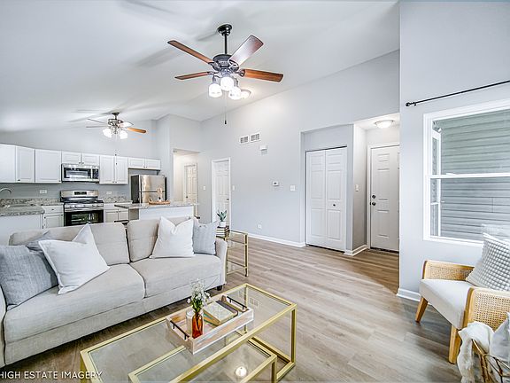 4th image of 9225 162nd St