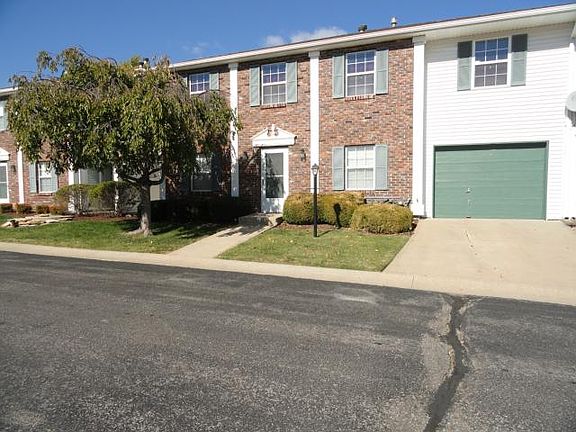 2nd image of 224 E Hansen Ct