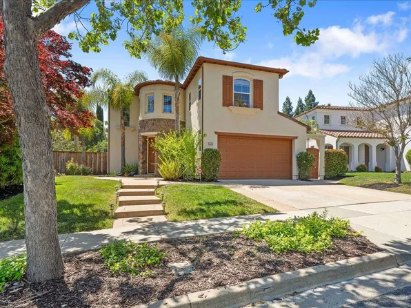 1173 S Chanterella Dr, San Ramon, CA 94582