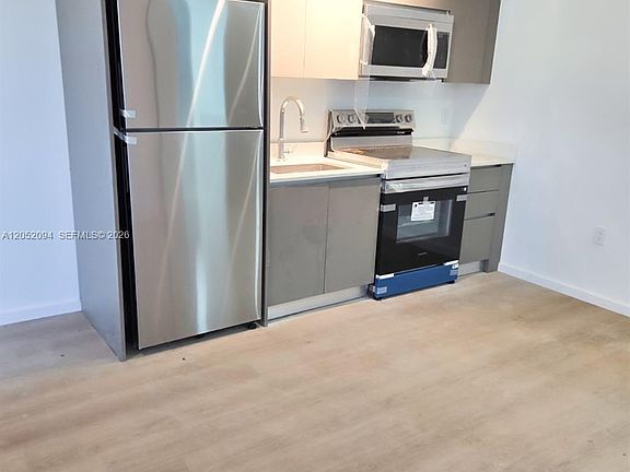 4th image of 8106 NE 1st Ave #15