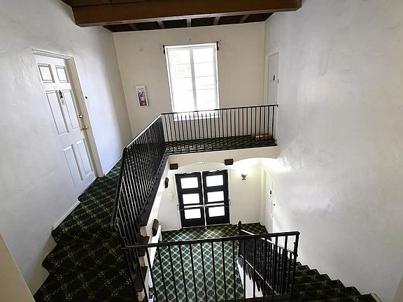 4th image of 505 Fair Oaks Ave APT K