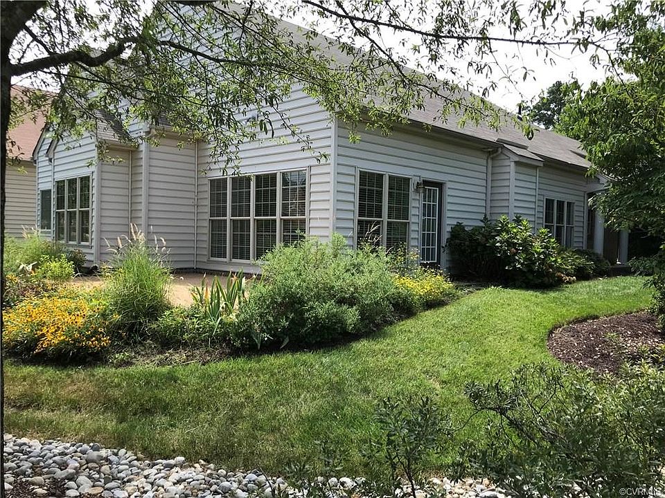 1st image of 11812 Park Commons Ct