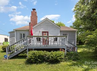 10 Groves St, Cramerton, NC 28032