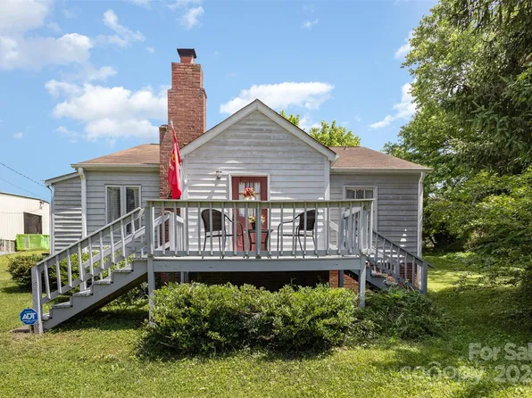 10 Groves St, Cramerton, NC 28032