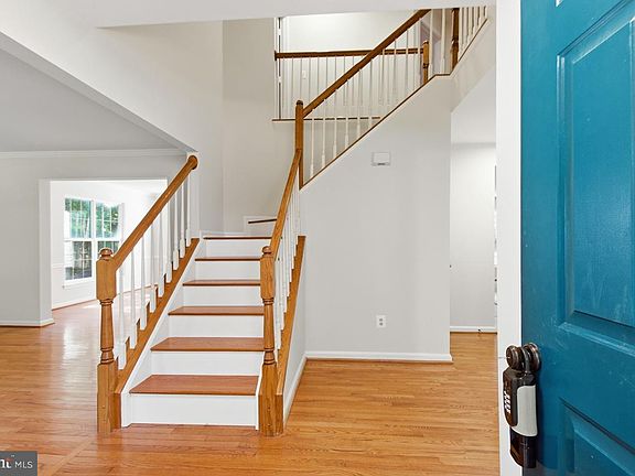 4th image of 14039 Sable Ct