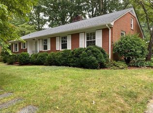 206 Woodhaven Dr, Lexington, NC 27295