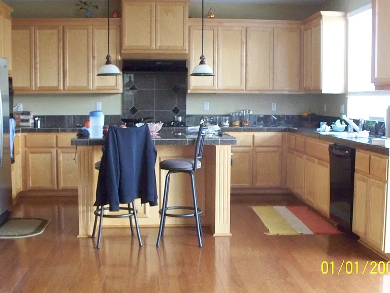 1826 Wycliffe Ln — Photo 2