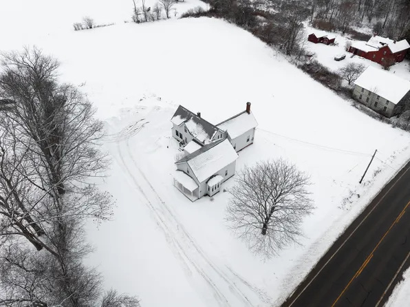 881 Western Avenue, Hampden, ME 04444