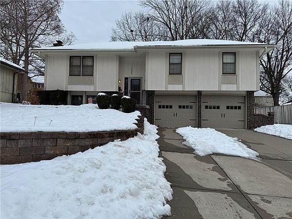 2nd image of 5225 McCoy St