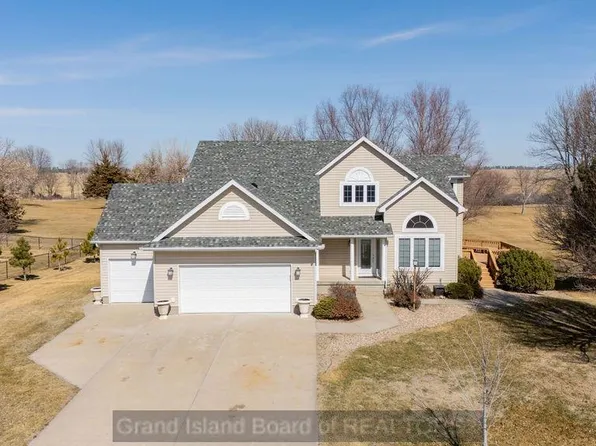 512 Hillside Dr, Cairo, NE 68824