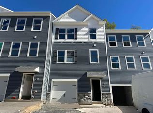 726 Hardman Dr, Morgantown, WV 26501