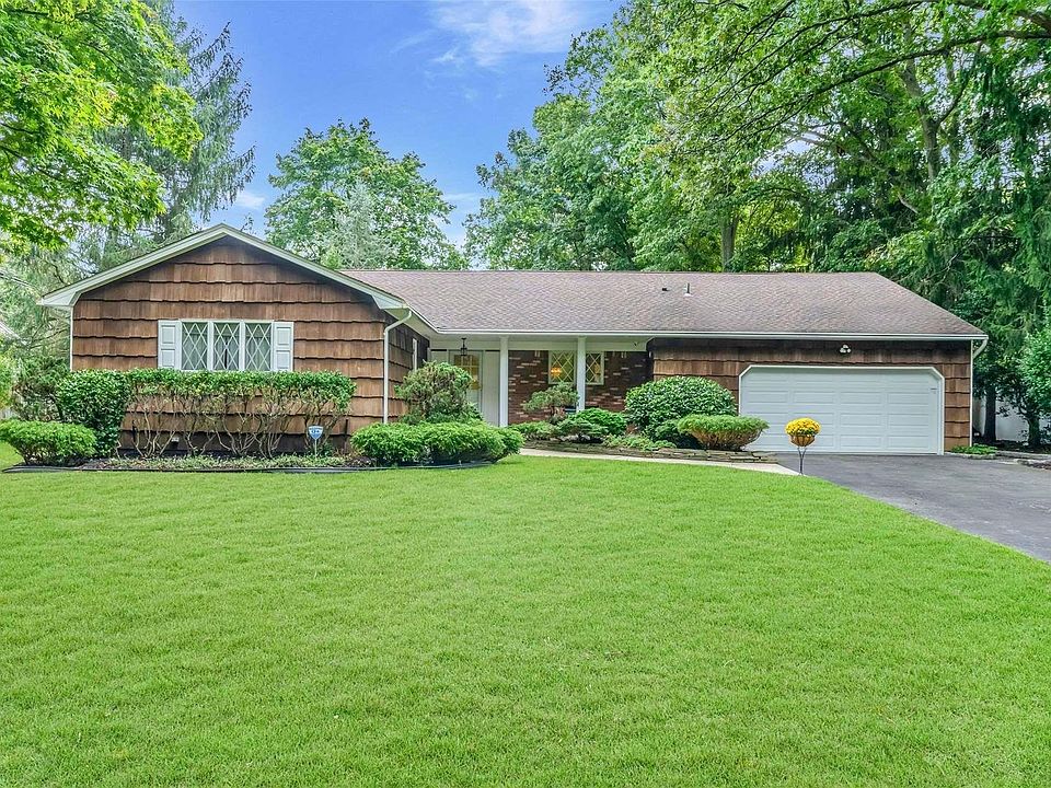 1st image of 54 River Heights Drive