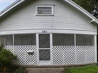 1st image of 515 S Avenue E