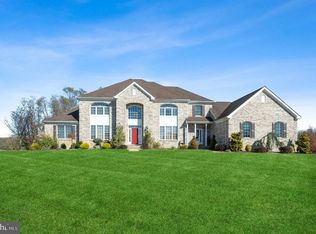 2 Biscayne Way, Monroe, NJ 08831