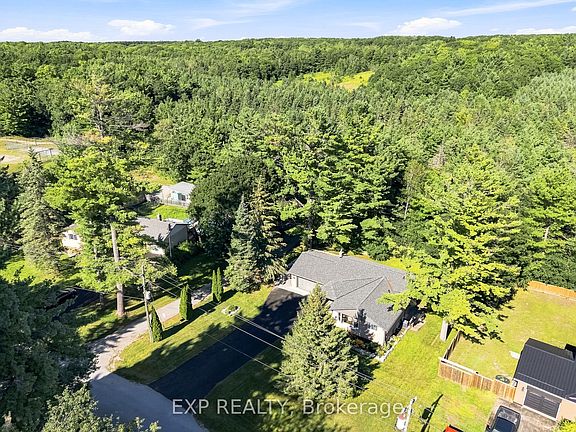 3rd image of 136 Coulter Dr