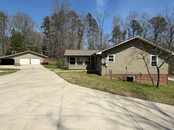 4125 McDonald Rd #A, Apison, TN 37302