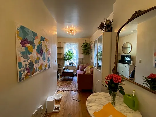 Rented by Mdays Realty | media 14